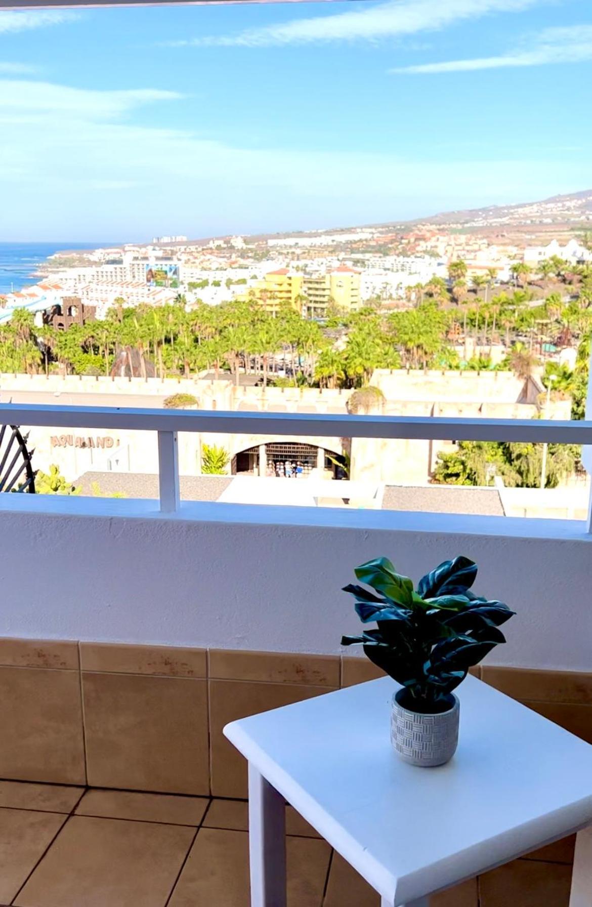 Lovely Sunny Apartment Costa Adeje  Esterno foto